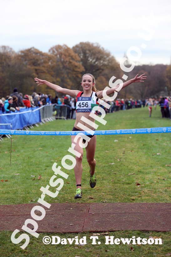 Emelia Gorecka  wins the under-20 womens Liverpool Cross Challenge. David T. Hewitson/Sports for All Pics